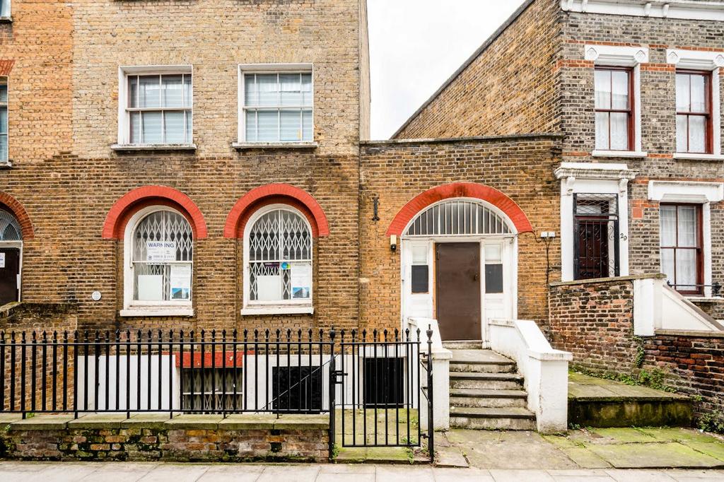 Hackney Grove Low Res 25.jpg