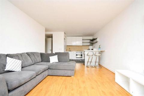 2 bedroom flat to rent, Deals Gateway, SE13