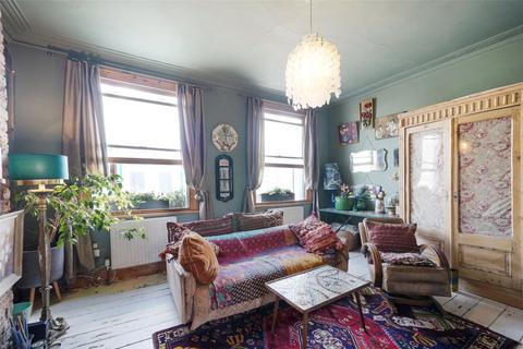 3 bedroom apartment for sale, York Way, London, N7