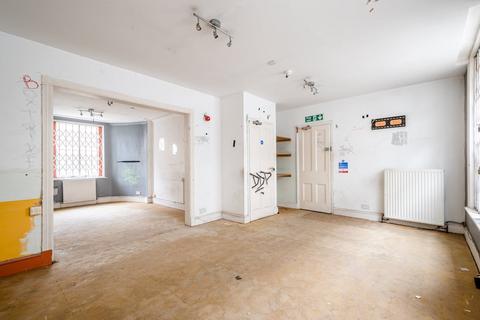 Office to rent, 25-27 Hackney Grove, Hackney, E8 3NR