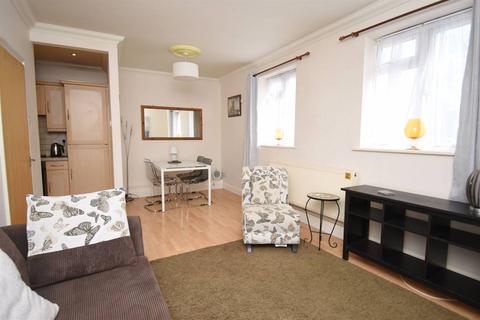 2 bedroom apartment for sale, Queens Road, Tankerton, Whitstable