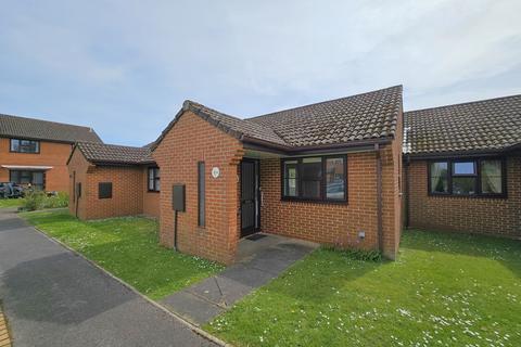 2 bedroom bungalow for sale, Denmead, Waterlooville