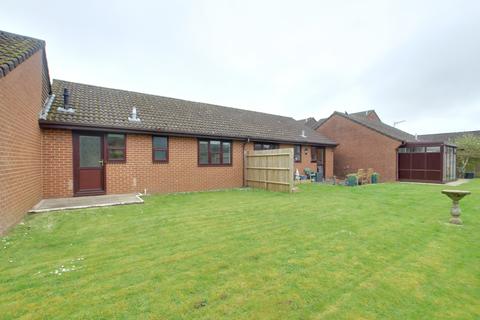 2 bedroom bungalow for sale, Denmead, Waterlooville