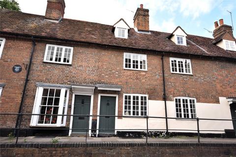 3 bedroom terraced house to rent, Aylesbury, Buckinghamshire HP20