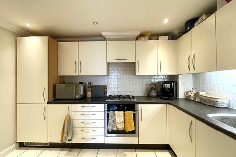 2 bedroom flat to rent, Morello Gardens, Stevenage Road, Hitchin, SG4