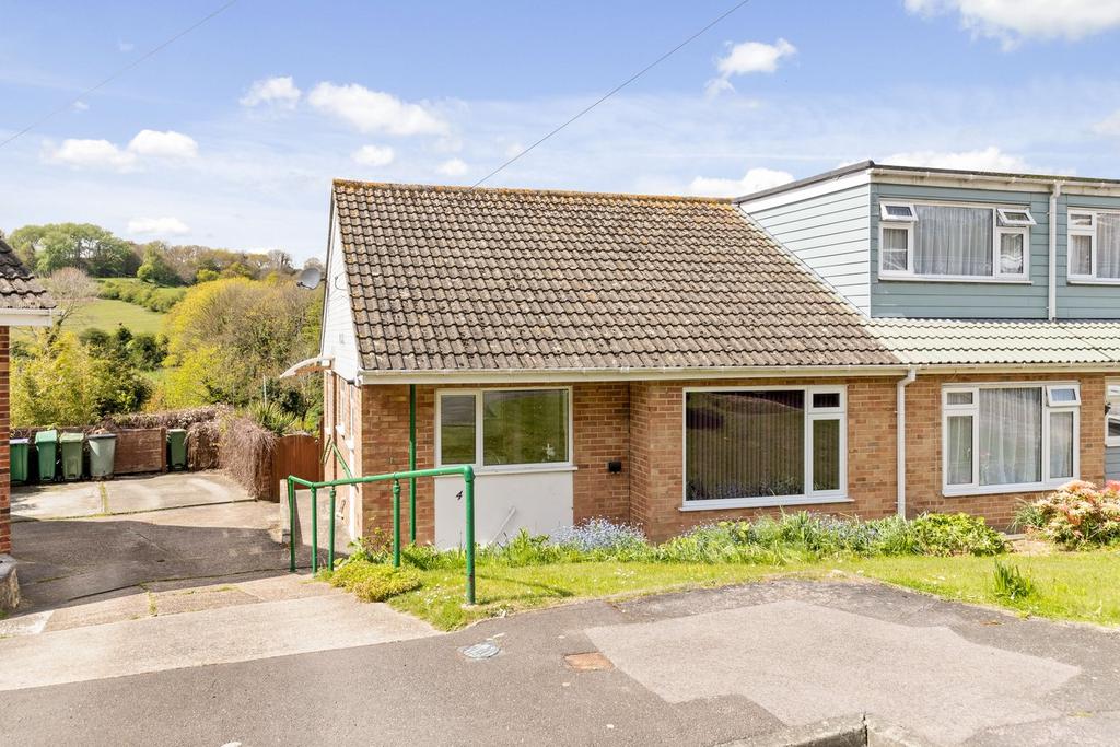 Valestone Close, Hythe, CT21 2 bed semidetached bungalow for sale £