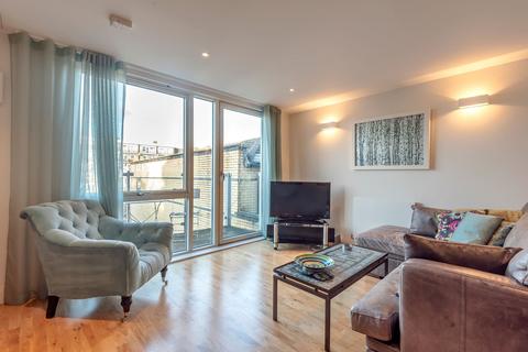 2 bedroom flat for sale, Grange Road, London, SE1