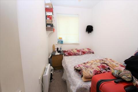 2 bedroom flat for sale, Hudson Way, London, N9