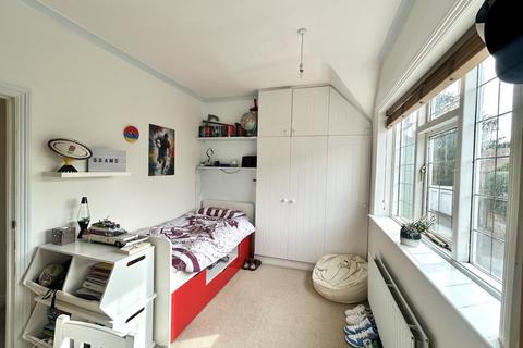 1 Doctors Hill, Tanworth In Arden, Solihull, B94 5BS