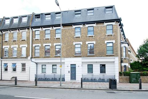 2 bedroom flat to rent, Bedford Hill Balham SW12