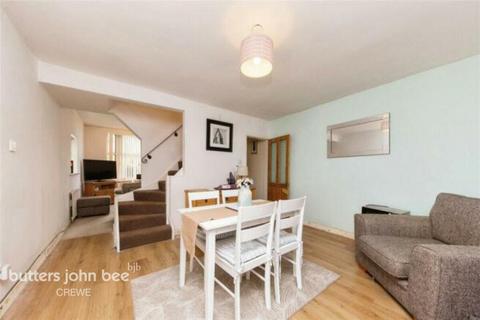 3 bedroom end of terrace house for sale, Earle Street, Crewe