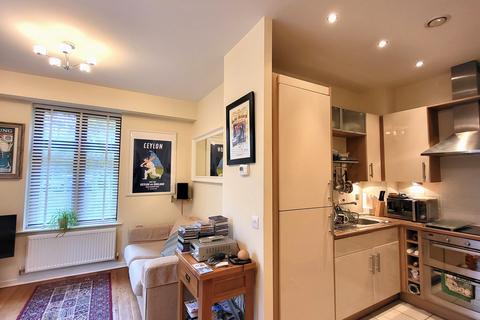 1 bedroom flat for sale, Church Road, Nascot Wood, Watford, WD17
