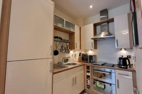 1 bedroom flat for sale, Church Road, Nascot Wood, Watford, WD17