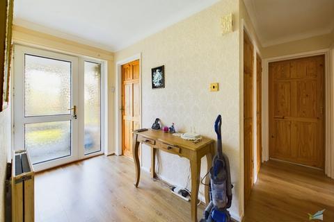 163 Dibbins Hey, Wirral, CH63 9HE