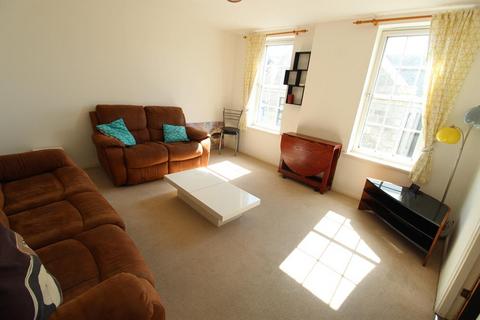 2 bedroom flat to rent, Oldmill Court, Second Floor, AB11
