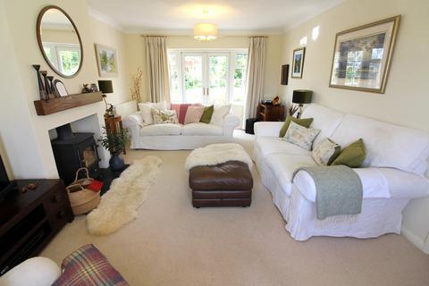 5 bedroom detached house for sale, Barley Close, Sibford Gower OX15
