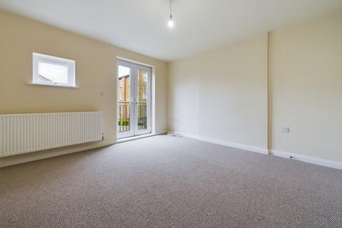 3 bedroom townhouse to rent, Portland Close, Chesterfield