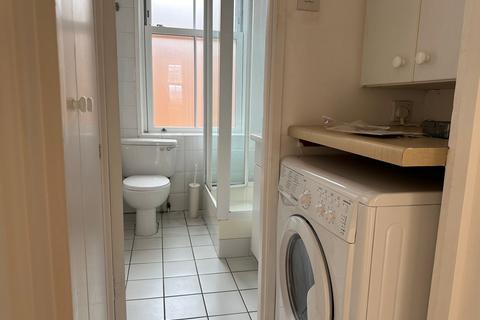 1 bedroom flat to rent, Compayne Gardens, London NW6