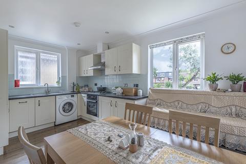 2 bedroom maisonette for sale, Windsor Road, Barnet, EN5