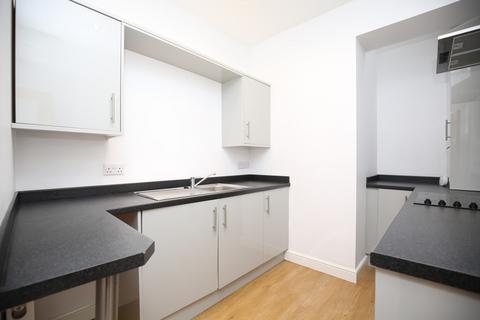 2 bedroom apartment to rent, Coleshill Road, Atherstone