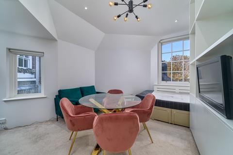 Studio for sale, Pont Street, Knightsbridge SW1X