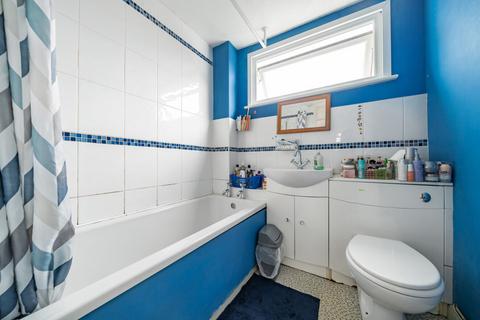 1 Ambleside Close, Wistaston, Crewe, CW2 8RX