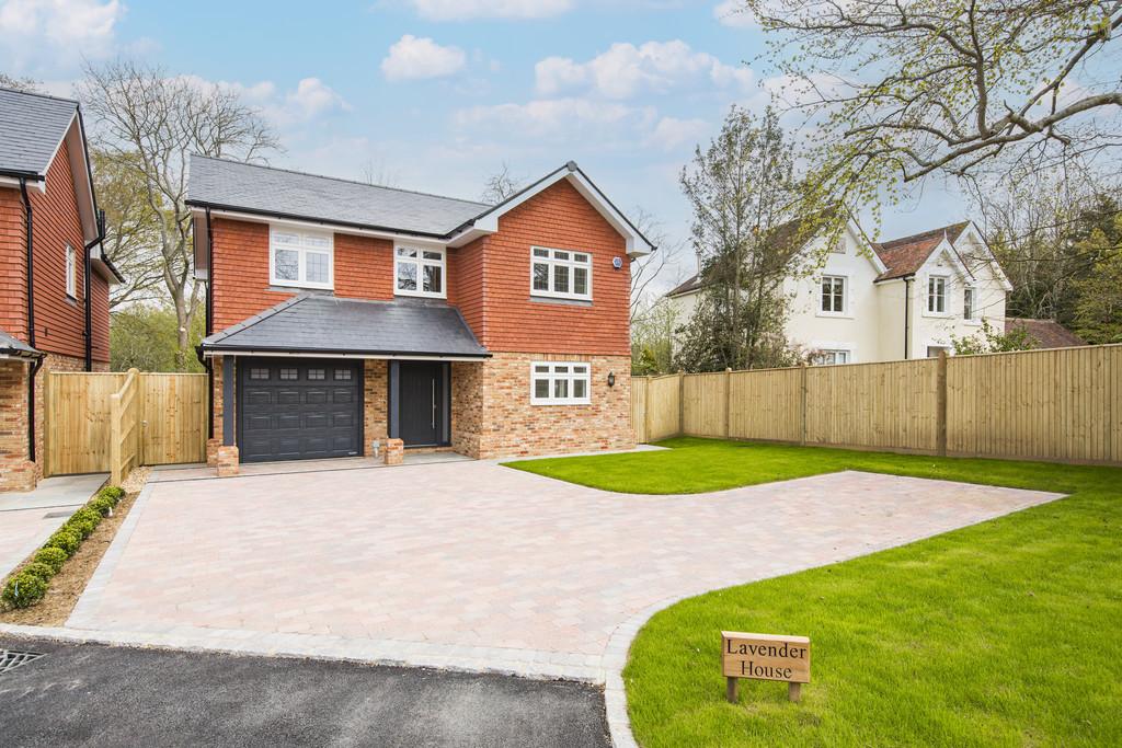 Eridge Road, Crowborough 4 bed detached house for sale £859,000