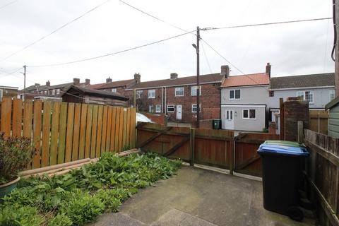 3 bedroom terraced house to rent, Forster Avenue, Murton, Seaham