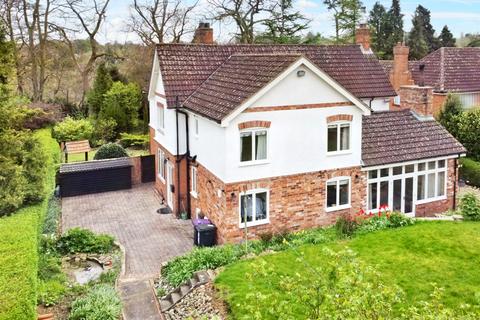 5 bedroom detached house for sale, St. Mary's Lane, Louth LN11 0DT