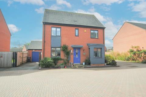 3 bedroom detached house for sale, Pantulf Close, Lawley Village