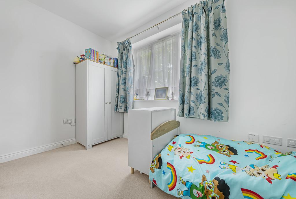 Bedroom 2 (3)