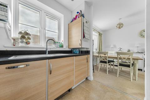 27 Oaktree Gardens, Eltham, London, SE9 3GA
