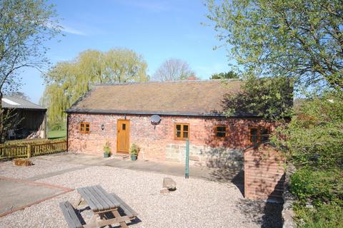 2 bedroom barn conversion to rent, Outwoods, Newport
