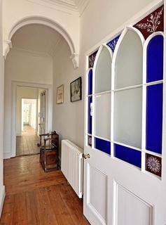 2 The Parade, Truro, TR1 1QE