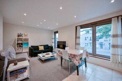 1 bedroom flat for sale, Flat 5, 48 Kingston Hill, Kingston Upon Thames, London, KT2 7NH
