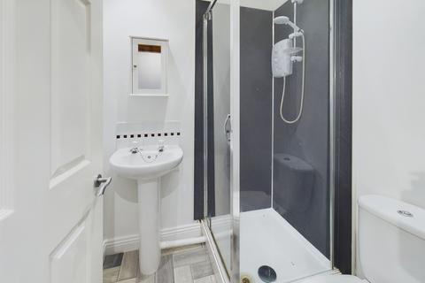 1 bedroom flat to rent, Keighley Road, Lidget, Oakworth, BD22