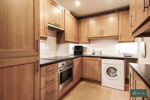 2 bedroom apartment for sale, Plough Close, Kensal Green NW10
