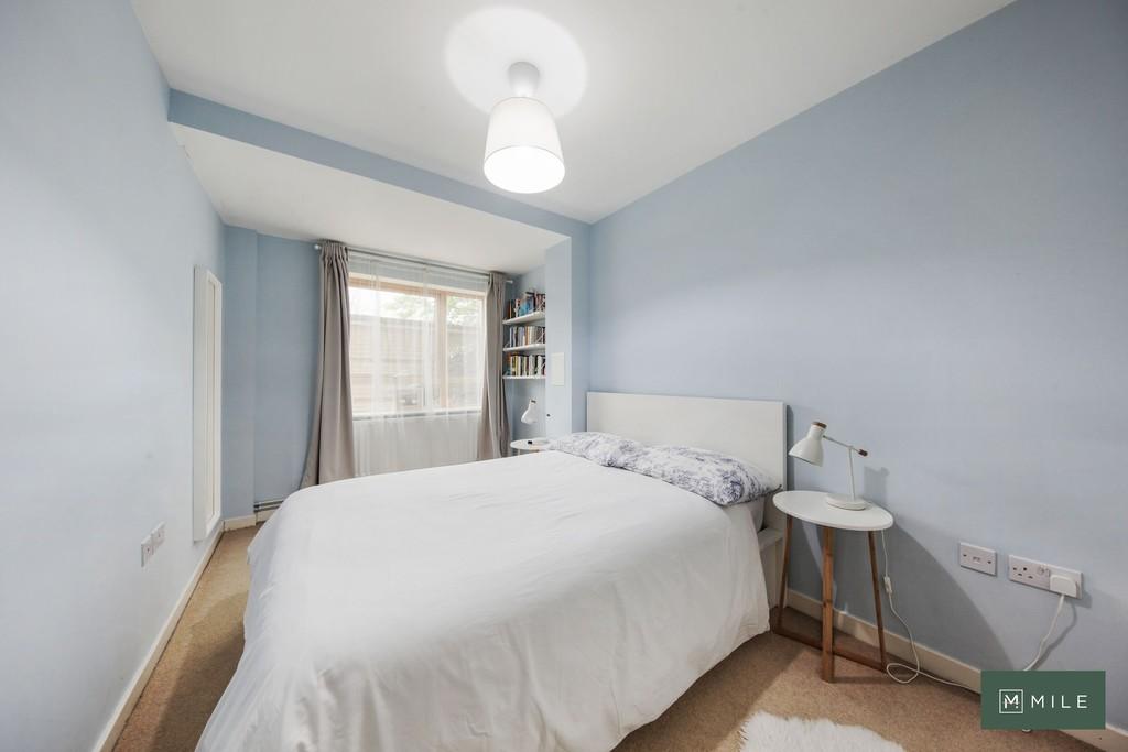 1 Plough Close, Kensal Green - JJ5 Wt6p3x Z6 Ia YQI8mz