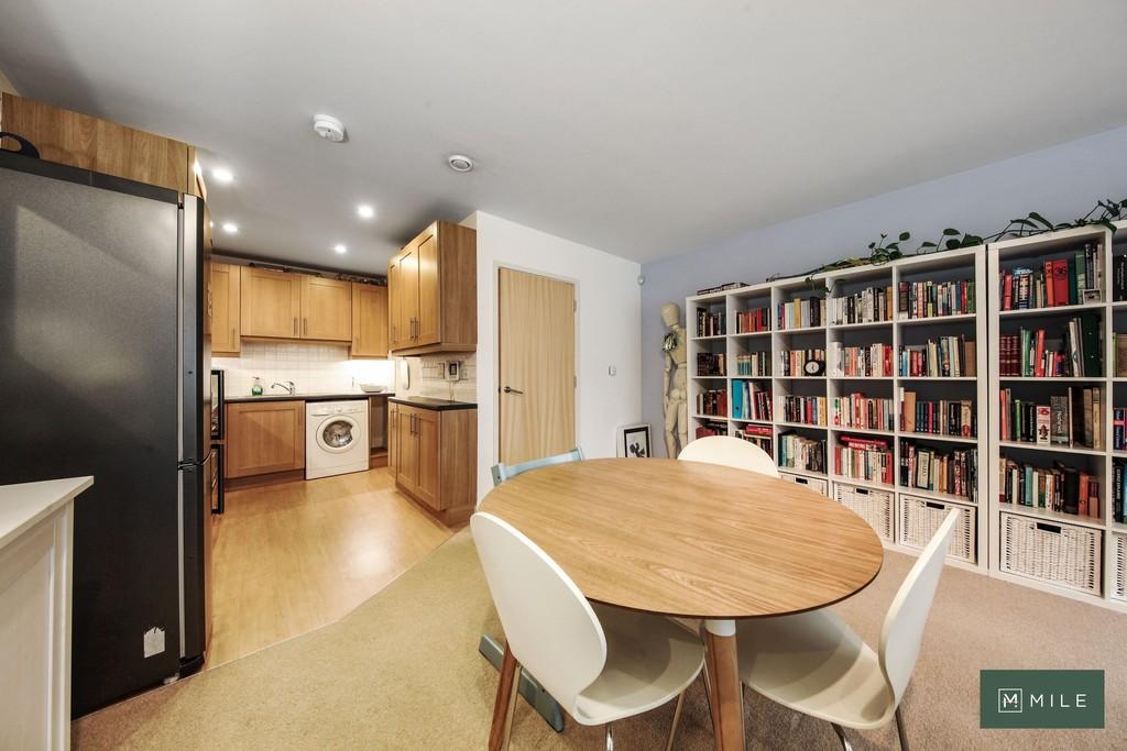 1 Plough Close, Kensal Green - mc Ed Mjp Lk Yrcudz Wr6a