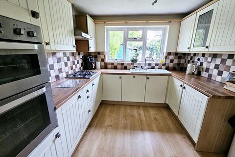 18 Beech Drive, Brackley, NN13 6JH