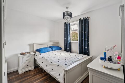 3 bedroom terraced house for sale, Treachers Close, Chesham, Buckinghamshire