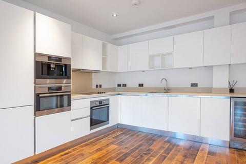 2 bedroom flat to rent, Cascades Apartments, Hampstead, London, NW3