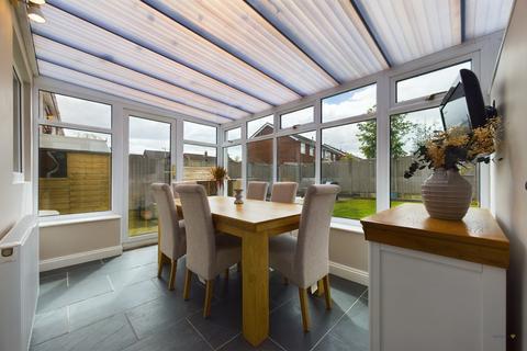 114 Bentley Road, Uttoxeter, ST14 7NQ