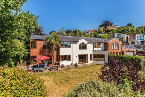 17 Abbot Road, Guildford, GU1 3TA