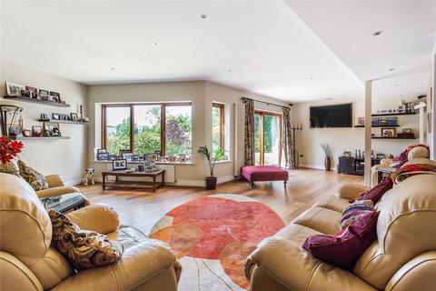 17 Abbot Road, Guildford, GU1 3TA