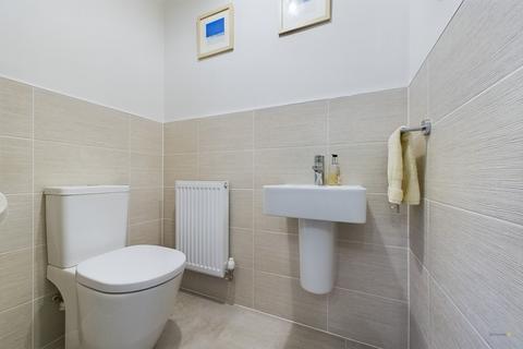 6 Blackthorn Close, Brailsford, Ashbourne, DE6 3GW