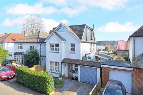6 Wolseley Road, Godalming, GU7 3DX