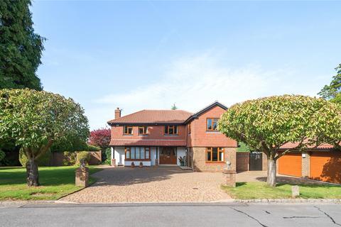 15 Hillgarth, Hindhead, GU26 6PP