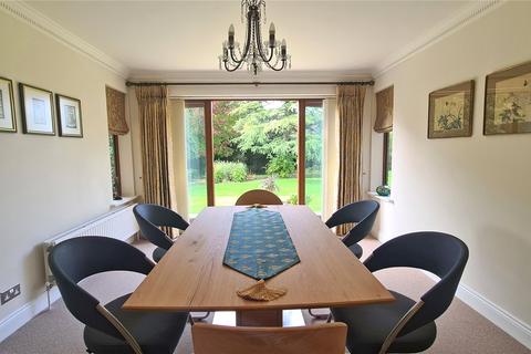 15 Hillgarth, Hindhead, GU26 6PP