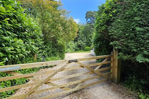 Holly Cottage Tarn Road, Hindhead, GU26 6TP